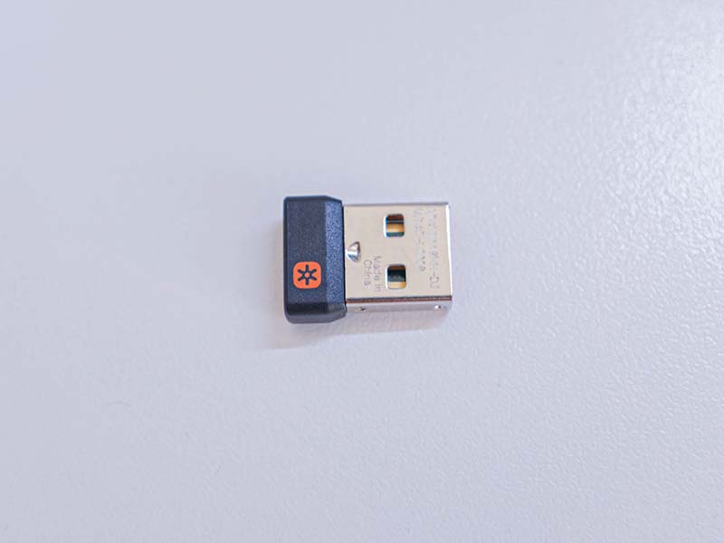 Unifying USBレシーバーの写真