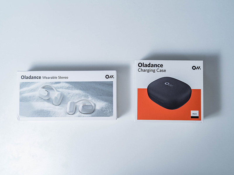 Oladanceと充電ケースの写真