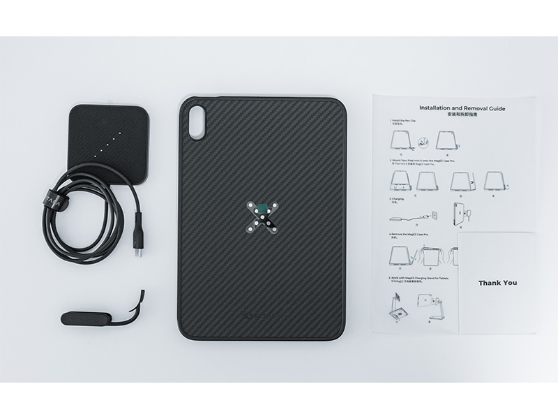 「MagEZ Case Pro iPad mini 6用」と「MagEZ Charging Stand」