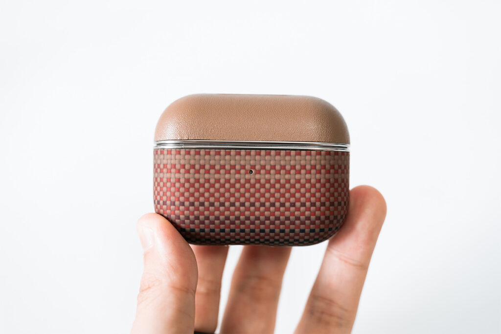 Pitaka Magnetic Woven Wallet AirPods Proケース レビュー