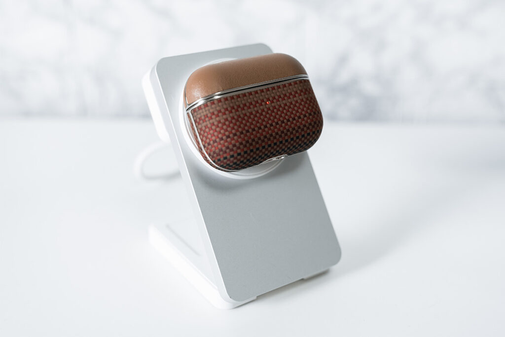Pitaka Magnetic Woven Wallet AirPods Proケース レビュー