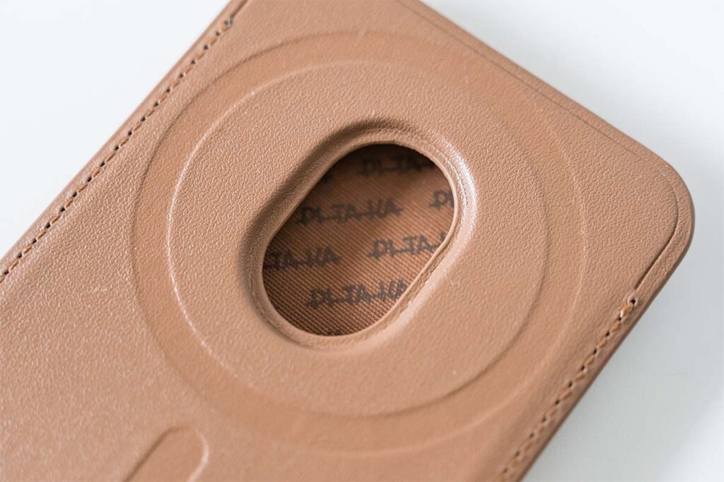 Pitaka Magnetic Woven Wallet AirPods Proケース レビュー