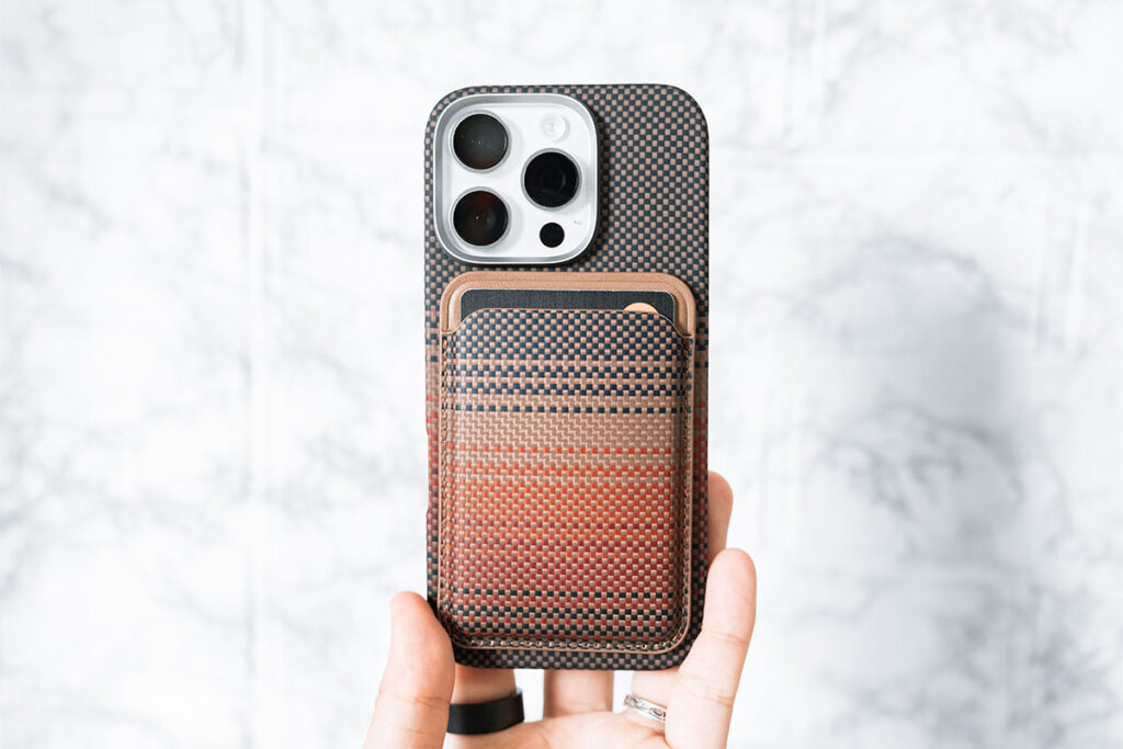 Pitaka Magnetic Woven Wallet AirPods Proケース レビュー