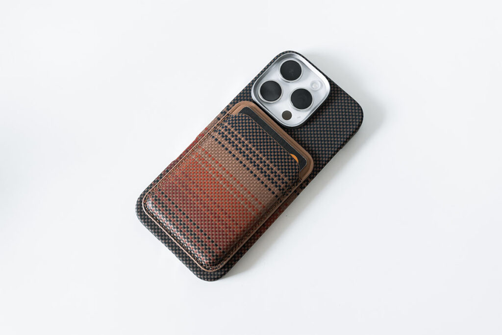 Pitaka Magnetic Woven Wallet AirPods Proケース レビュー