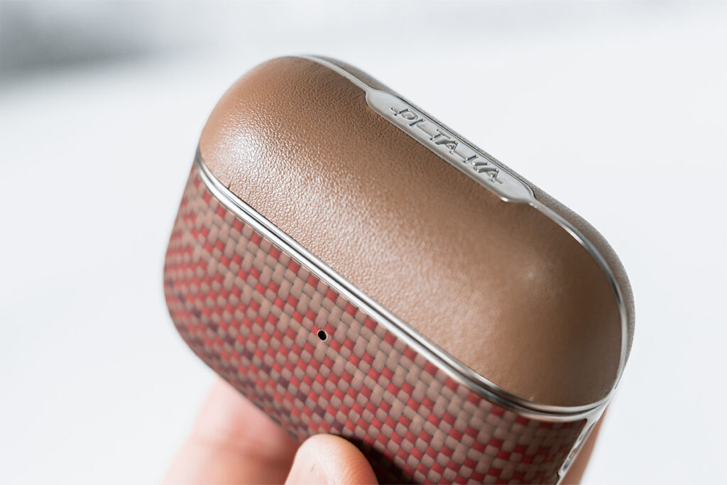 Pitaka Magnetic Woven Wallet AirPods Proケース レビュー