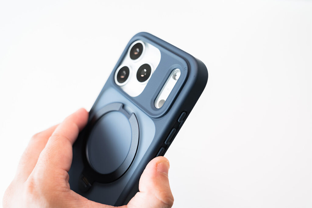 CASEKOO iPhone 17 Pro用 MagicStand Pro レビュー