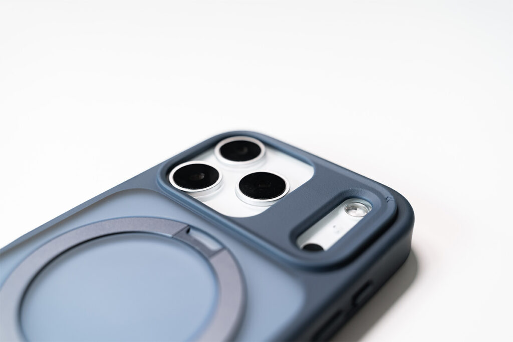 CASEKOO iPhone 17 Pro用 MagicStand Pro レビュー