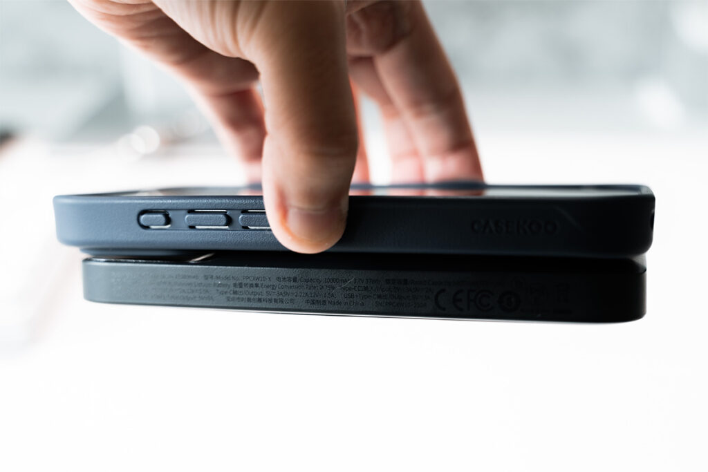 CASEKOO iPhone 17 Pro用 MagicStand Pro レビュー