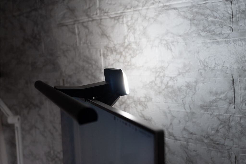 BenQ ScreenBar Halo 2 レビュー