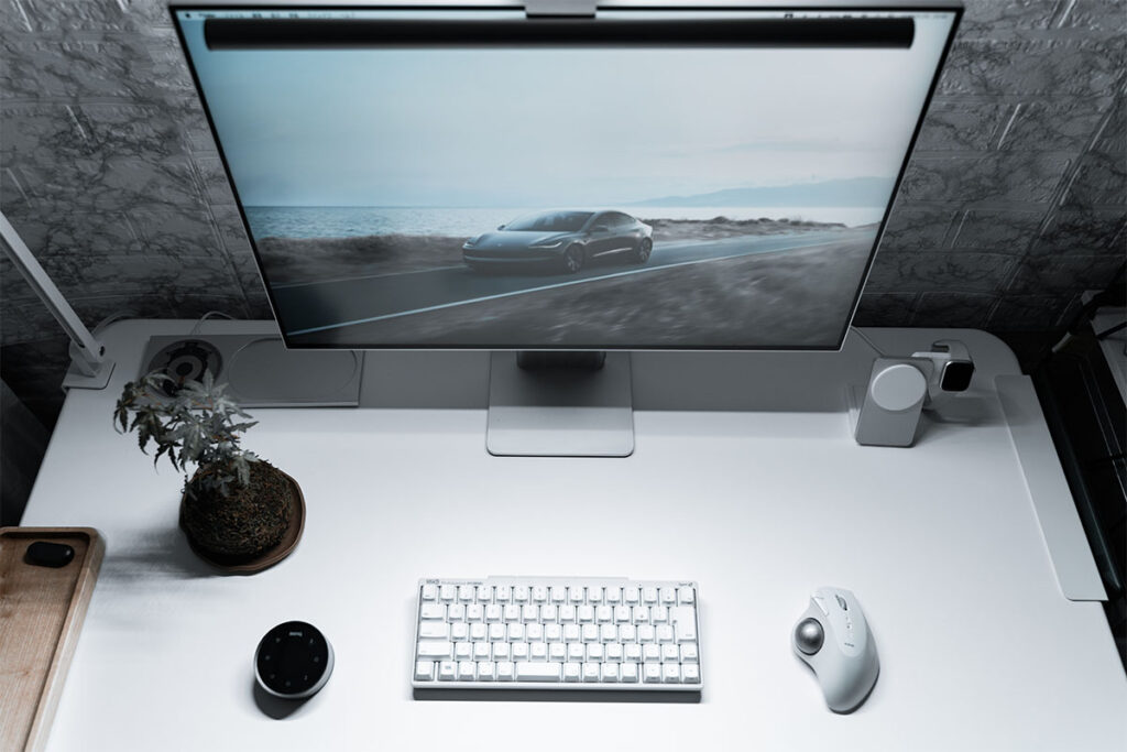 BenQ ScreenBar Halo 2 レビュー