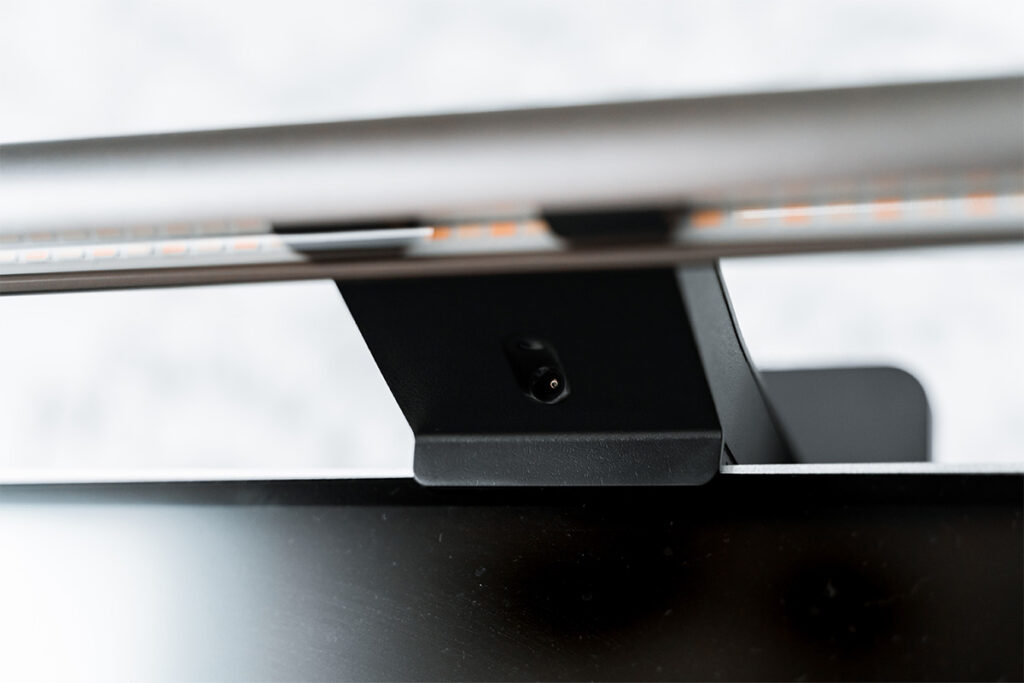 BenQ ScreenBar Halo 2 レビュー