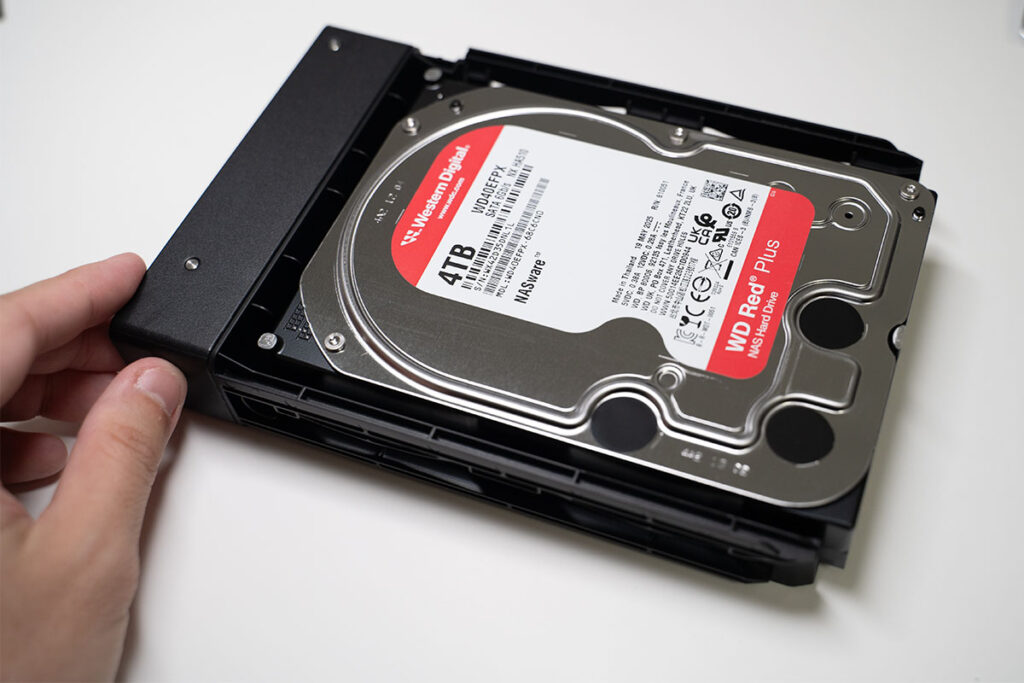 UGREEN NASync DXP2800 レビュー