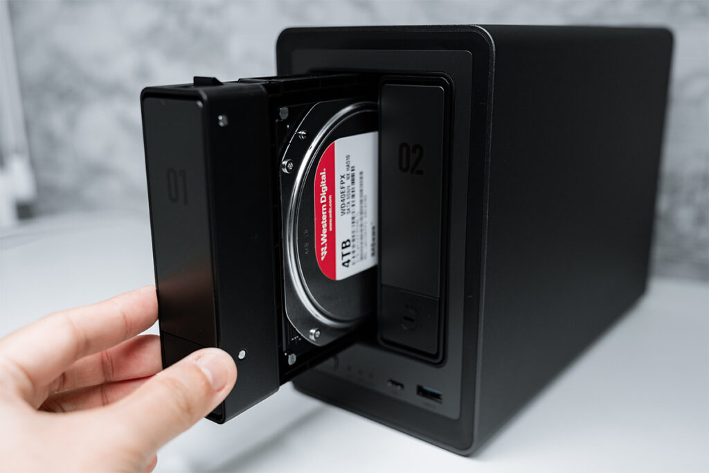 UGREEN NASync DXP2800 レビュー