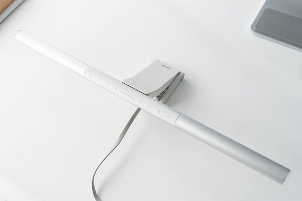 BenQ MA270UP レビュー