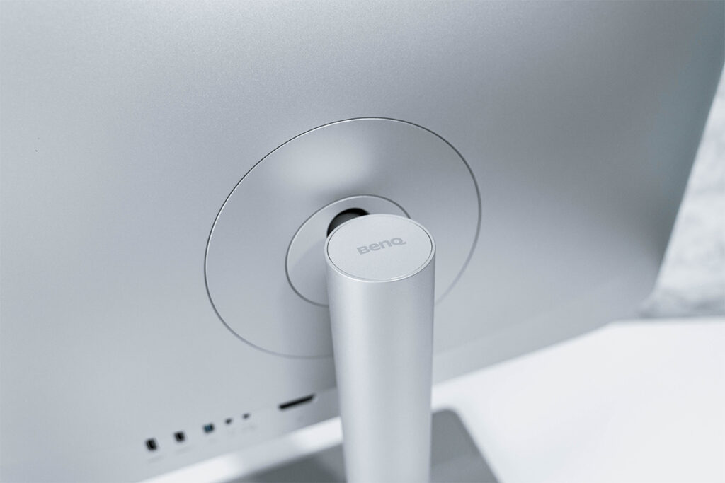 BenQ MA270UP レビュー