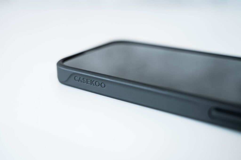 CASEKOO iPhone 17e用ケース レビュー