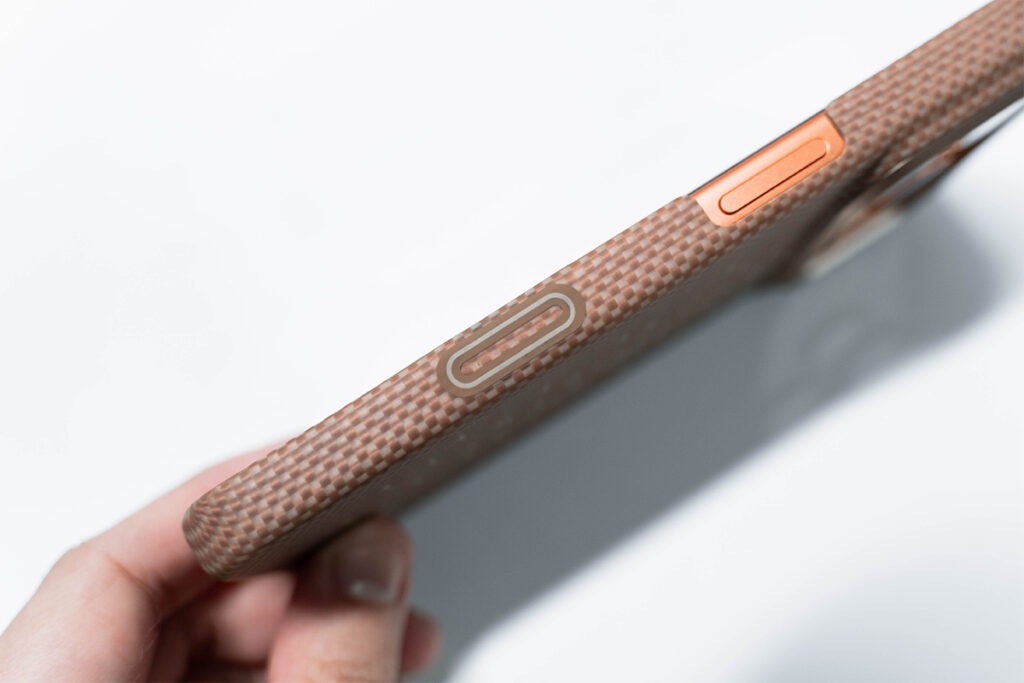 PITAKA 浮光躍金 Edge Case レビュー