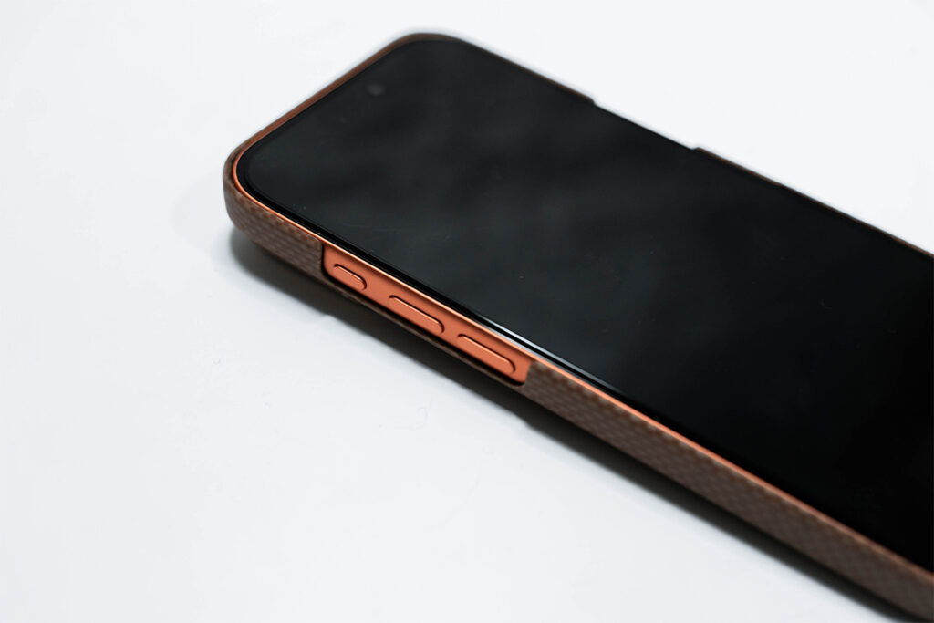 PITAKA 浮光躍金 Edge Case レビュー