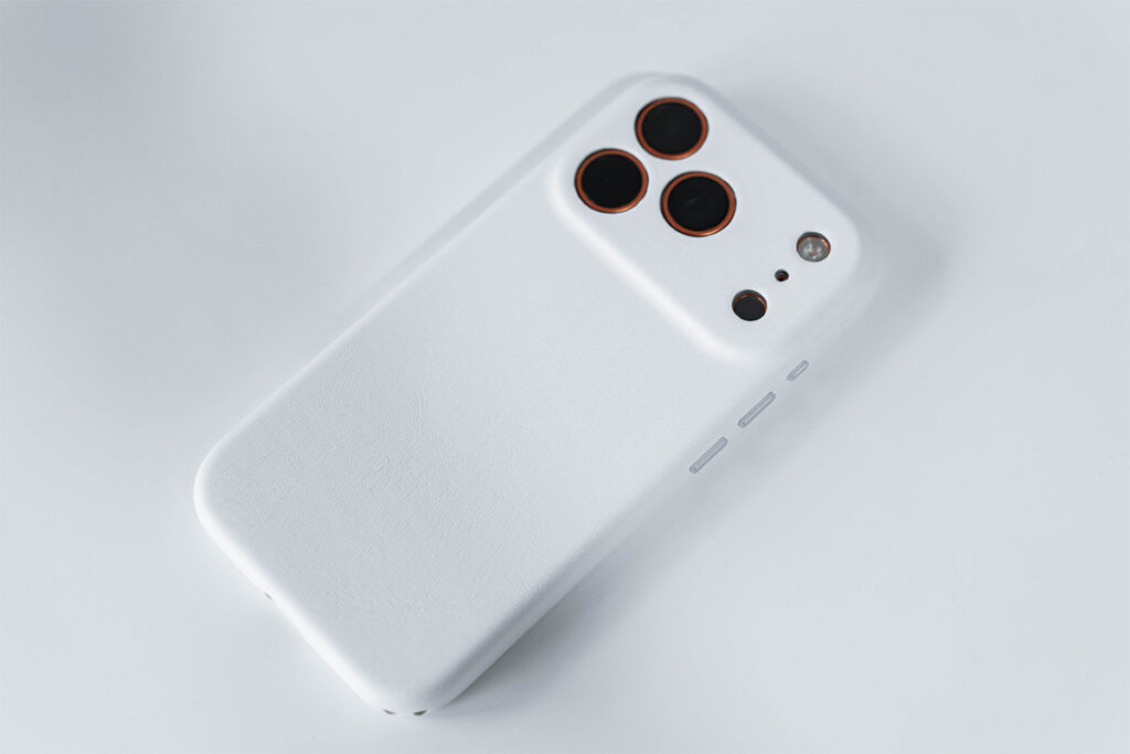 TRINITY iPhone 17 Pro用ケース レビュー