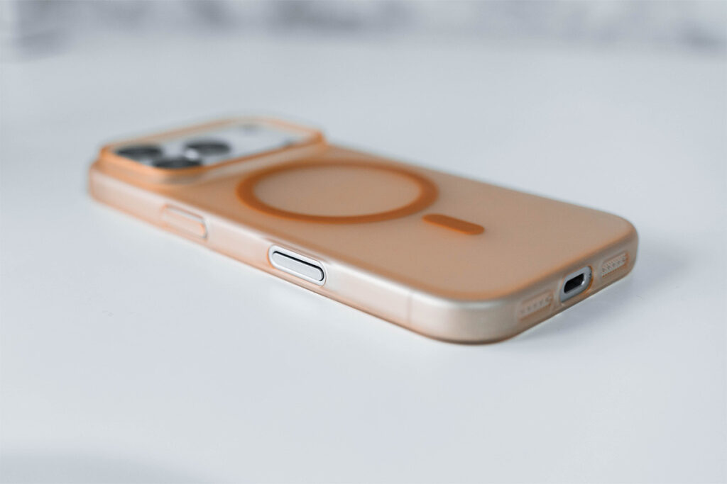 TRINITY iPhone 17 Pro用ケース レビュー