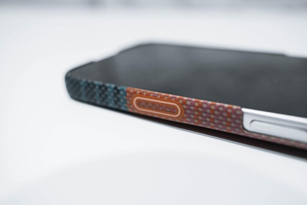 PITAKA Edge Case California Dream レビュー