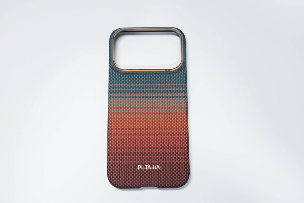 PITAKA Edge Case California Dream レビュー