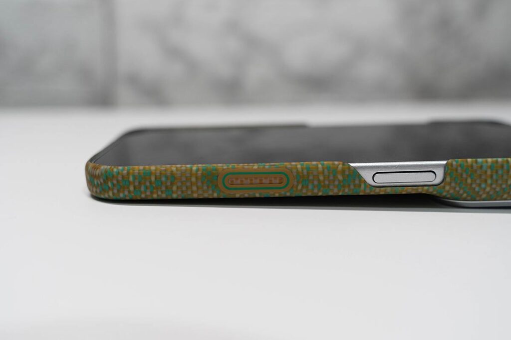 PITAKA Edge Case 麦穂のゆらぎレビュー