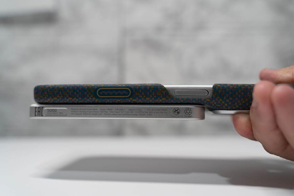 PITAKA Edge Case 麦穂のゆらぎレビュー