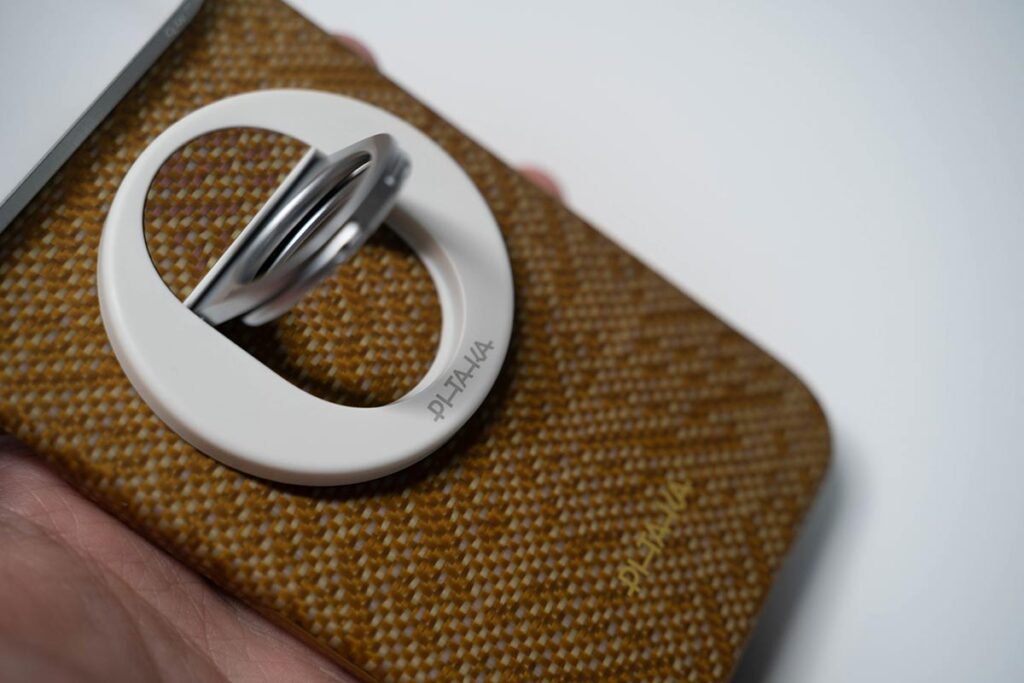PITAKA Edge Case 麦穂のゆらぎレビュー