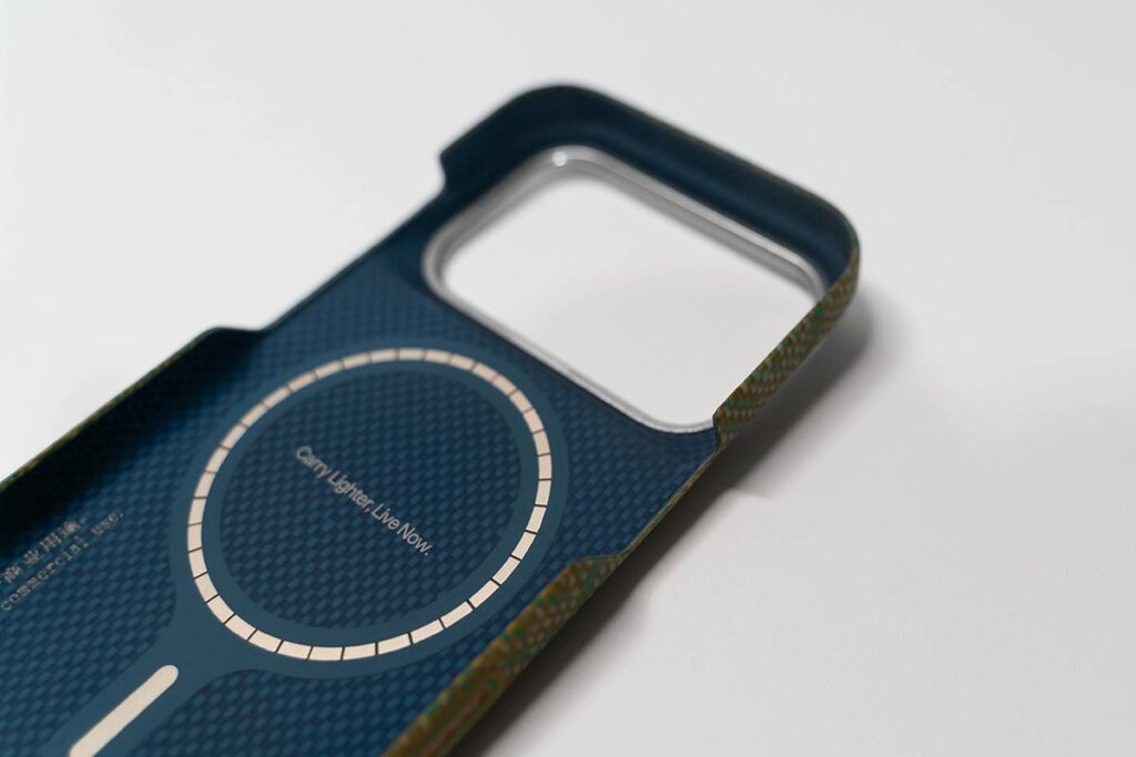 PITAKA Edge Case 麦穂のゆらぎレビュー