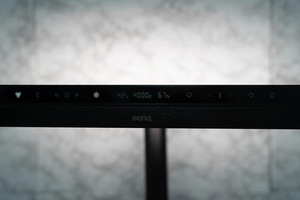 BenQ ScreenBar Max レビュー